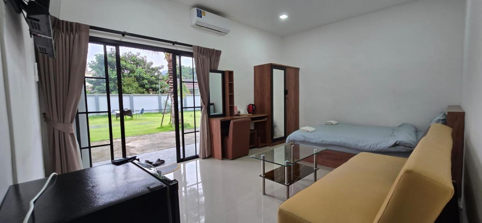 Taxim Residence Boutique Hotel Patong Exterior foto